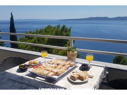 Villa Skalinada - Brela Croatie