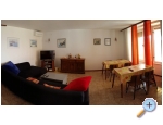 Haus Pokoje Zimmer Villa Sodan - Brela Kroatien