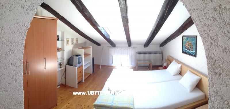 Apartmány Lungo mare – ubytování Cres, Chorvatsko – foto 4