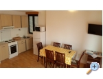 VILLA LYDIA SELCE - Crikvenica Kroatien