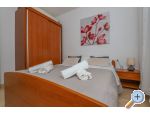 Apartmaji Ankica - Crikvenica Hrvaka
