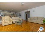 Apartmaji Ankica - Crikvenica Hrvaka