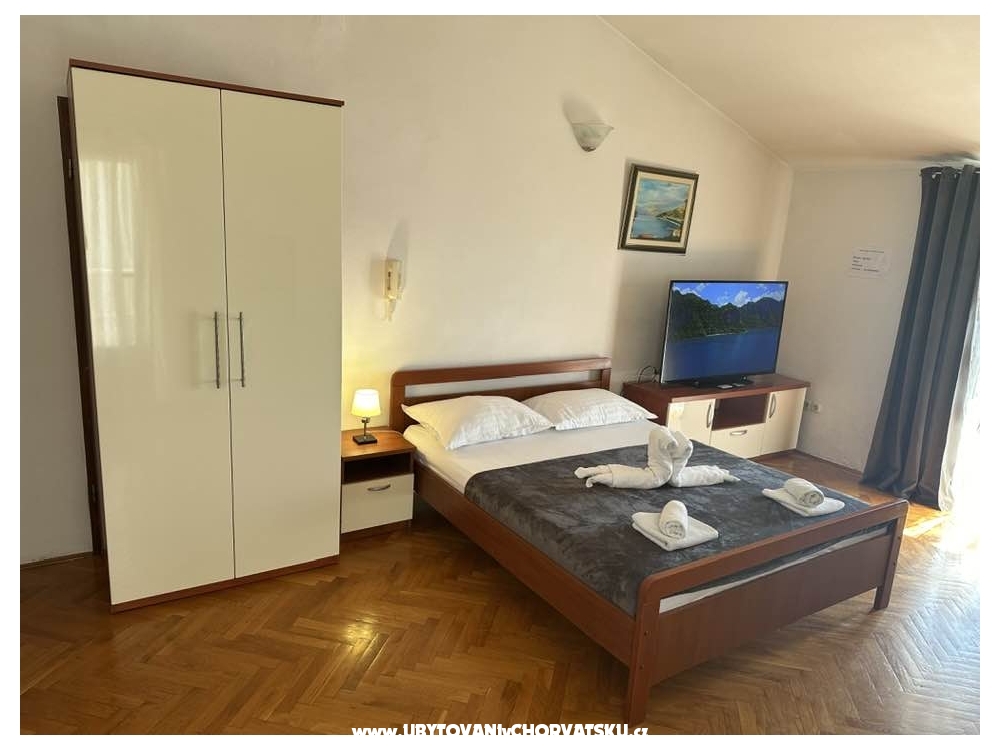 Deli Appartements - Drvenik Croatie