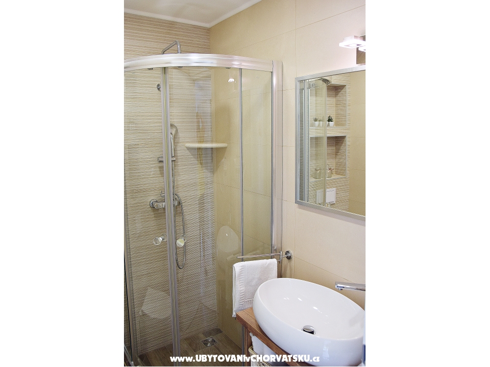 Villa Ana Apartments - Dubrovnik Croatia