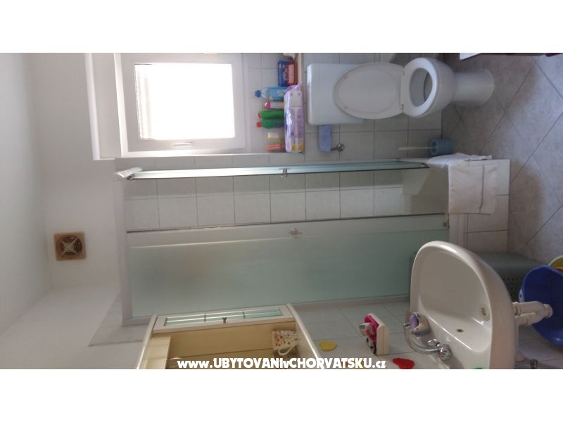 Apartment Luna  – Ferienwohnung Dugi Rat, Kroatien – Foto 14