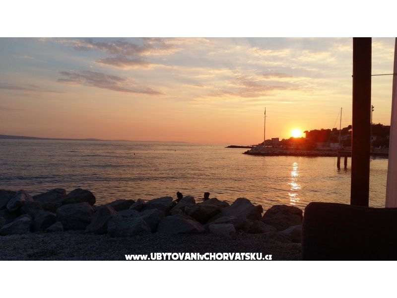 Apartment Luna  – Ferienwohnung Dugi Rat, Kroatien – Foto 2