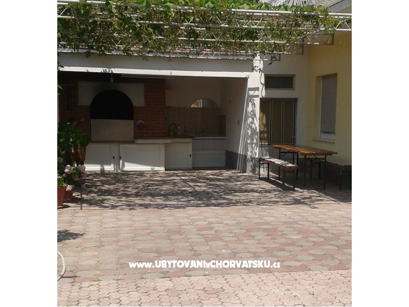 Apartment Dragun  :-) – Ferienwohnung Dugi Rat, Kroatien – Foto 14