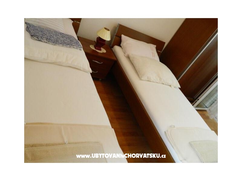 Apartment Igor – Ferienwohnung Dugi Rat, Kroatien – Foto 5