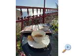 Apartmaji - Dugi Rat Hrvaka