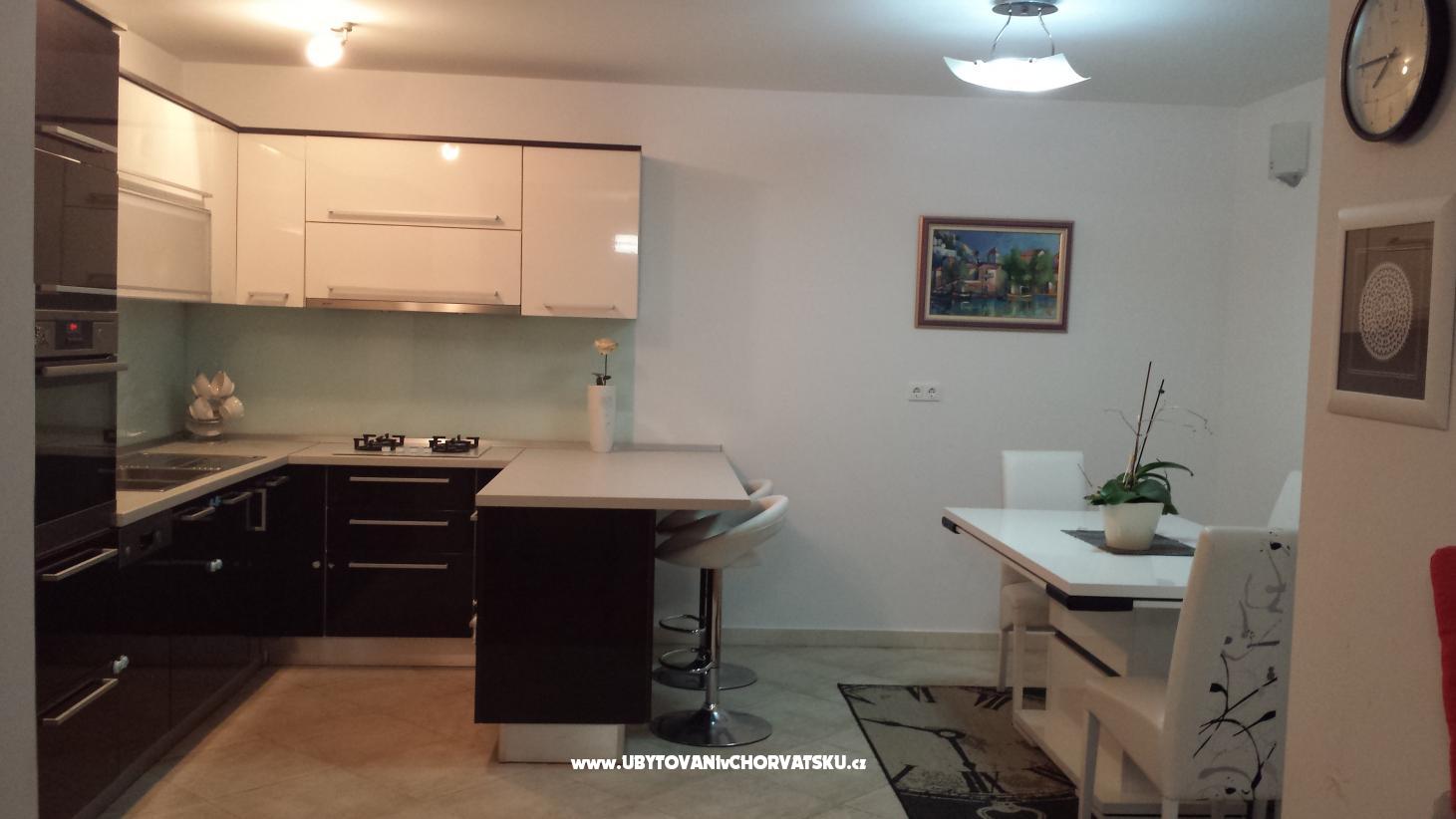 Apartment Nolan – Ferienwohnung Dugi Rat, Kroatien – Foto 4