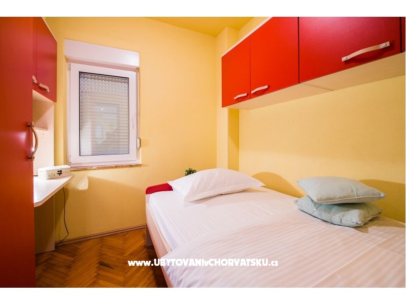 Apartment Val – Ferienwohnung Dugi Rat, Kroatien – Foto 6
