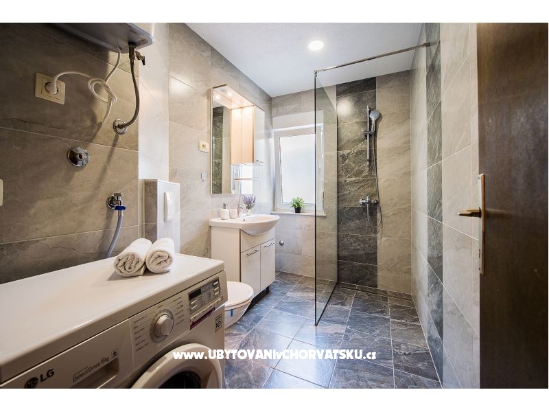 Apartment Val – Ferienwohnung Dugi Rat, Kroatien – Foto 7