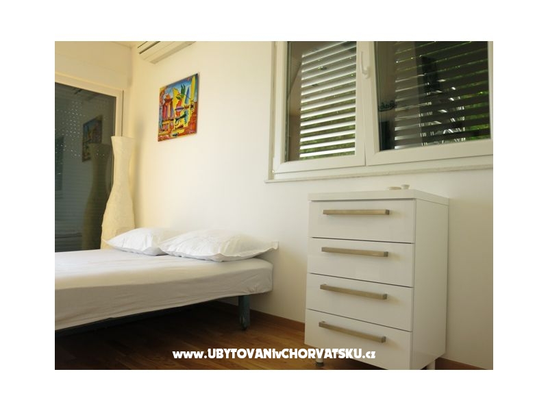 Appartements Kale – Ferienwohnung Dugi Rat, Kroatien – Foto 9