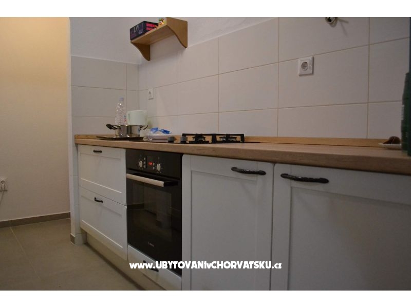 Apartmány Villa Stipe – ubytování Dugi Rat, Chorvatsko – foto 9