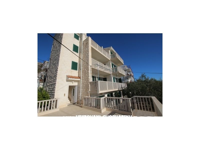 Sara – Ferienwohnung Dugi Rat, Kroatien – Foto 1