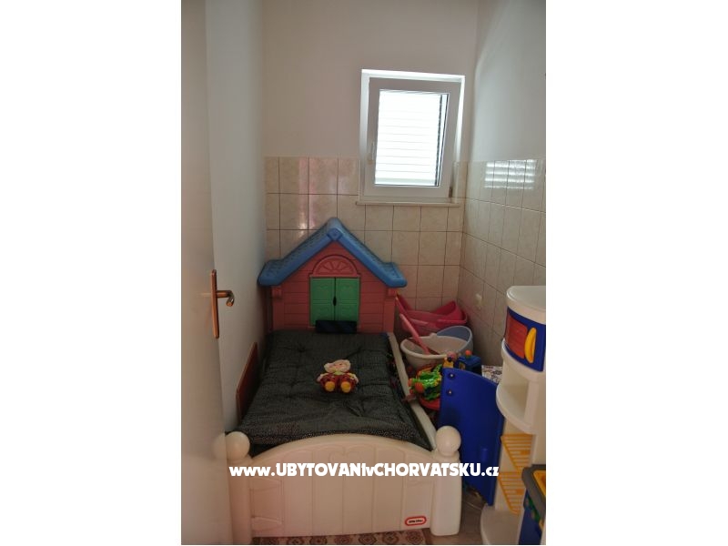 Villa Aurora – Ferienwohnung Dugi Rat, Kroatien – Foto 16