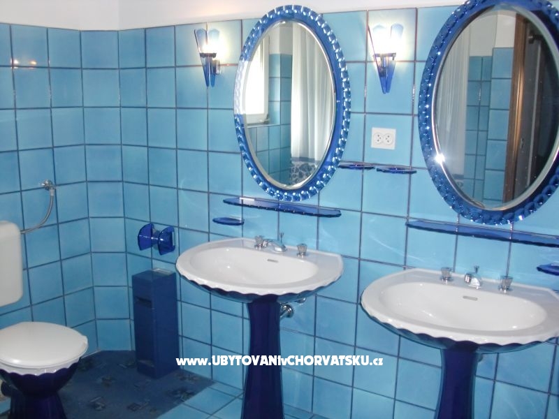 Villa Elit – Ferienwohnung Dugi Rat, Kroatien – Foto 6