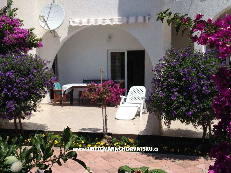 Villa Orij Ferienwohnungen – Ferienwohnung Dugi Rat, Kroatien – Foto 8