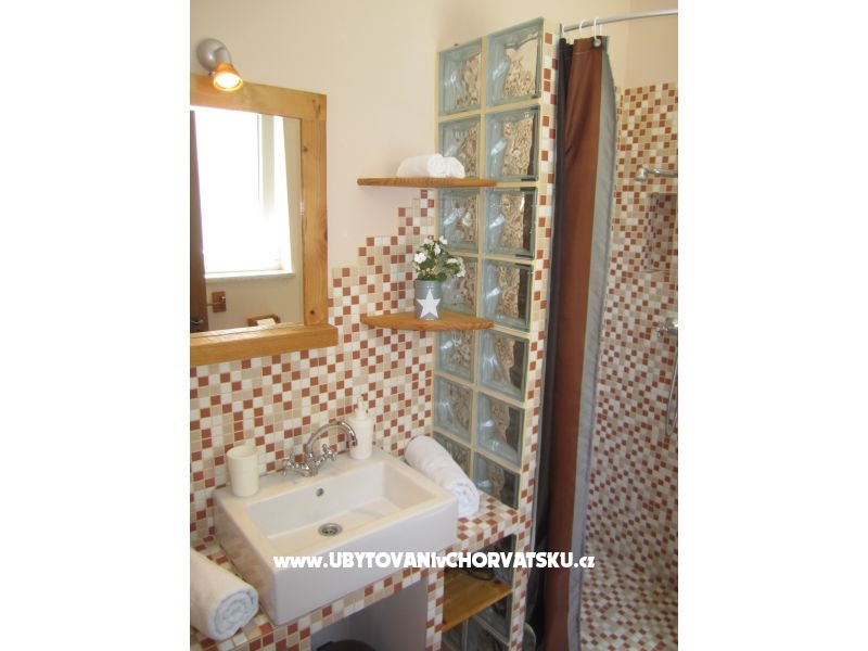 Apartment Flora – Ferienwohnung Fazana, Kroatien – Foto 4