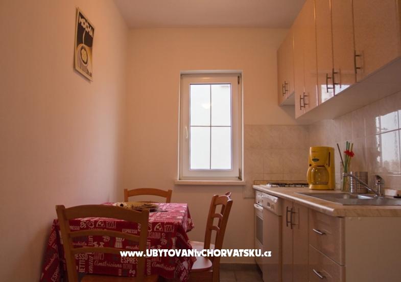 Apartment Jozic – Ferienwohnung Fazana, Kroatien – Foto 3
