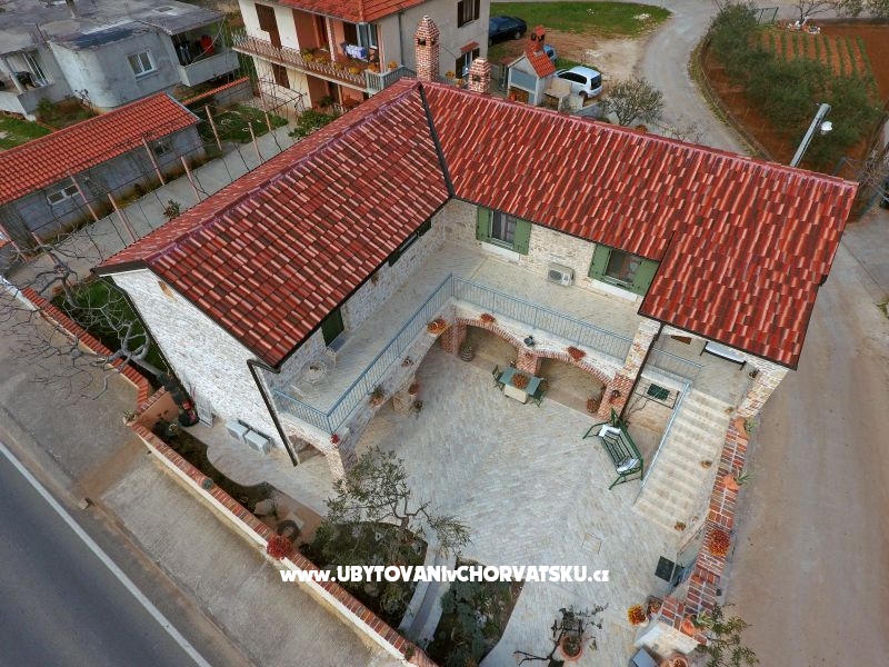 Ancient Dalmatian Ferienwohnungen – Ferienwohnung Sv. Filip i Jakov, Kroatien – Foto 3