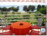 Apartment Klara - Sv. Filip i Jakov Kroatien