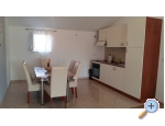 Appartements Matej - Sv. Filip i Jakov Kroatien