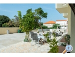 Appartements Adria - Sv. Filip i Jakov Kroatien