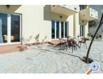 Appartements Adria - Sv. Filip i Jakov Kroatien