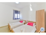 Appartements Adria - Sv. Filip i Jakov Kroatien