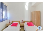 Appartements Adria - Sv. Filip i Jakov Kroatien