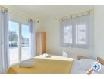 Appartements Adria - Sv. Filip i Jakov Kroatien