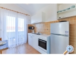 Appartements Adria - Sv. Filip i Jakov Kroatien