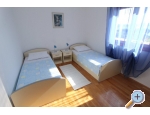 Appartements Anka - Sv. Filip i Jakov Kroatien