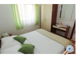 Appartements Anka - Sv. Filip i Jakov Kroatien