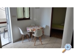 Appartements Ela - Sv. Filip i Jakov Kroatien