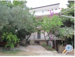 Appartements Ela - Sv. Filip i Jakov Kroatien