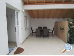 Appartements Ela - Sv. Filip i Jakov Kroatien