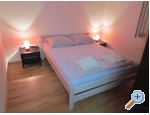 Appartements Ela - Sv. Filip i Jakov Kroatien
