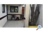 Appartements Ela - Sv. Filip i Jakov Kroatien