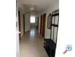 Appartements Ela - Sv. Filip i Jakov Kroatien