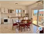 Appartements Kala - Sv. Filip i Jakov Kroatien