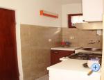 Apartmaji Luna - Sv. Filip i Jakov Hrvaka