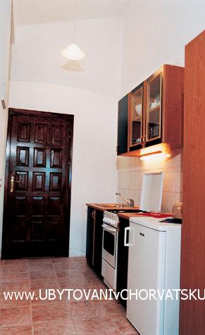 Ferienwohnungen ROTA – Ferienwohnung Sv. Filip i Jakov, Kroatien – Foto 2