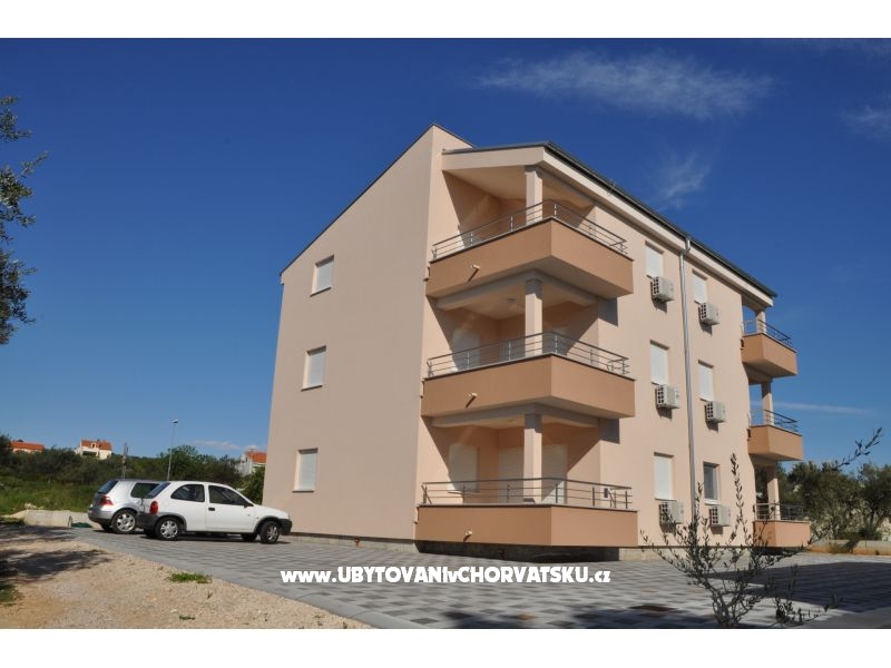 Apartmány Ivana – ubytování Sv. Filip i Jakov, Chorvatsko – foto 1