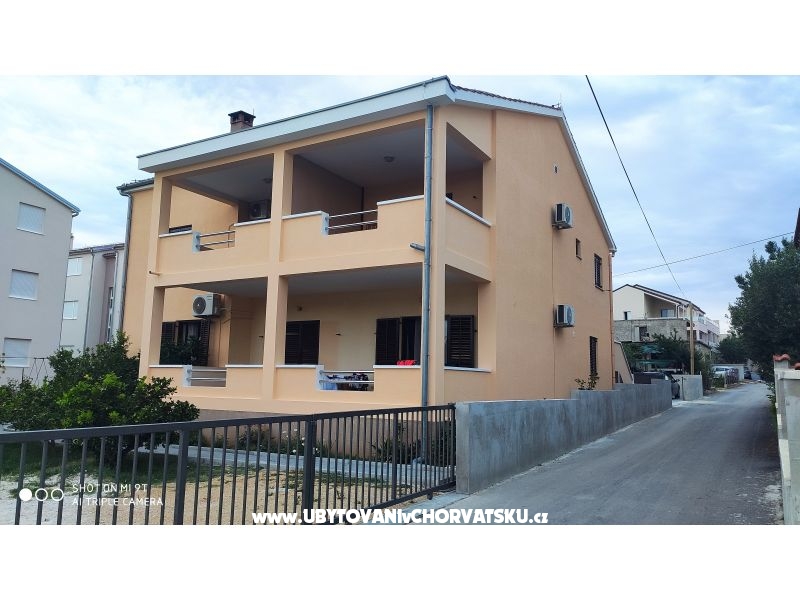 Ferienwohnungen Julia – Ferienwohnung Sv. Filip i Jakov, Kroatien – Foto 1