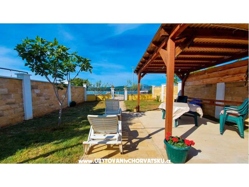 Beach Haus Amarella – Ferienwohnung Sv. Filip i Jakov, Kroatien – Foto 1