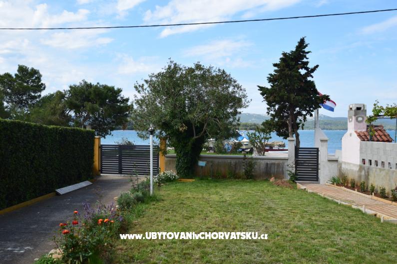 Cvita Haus Ferienwohnungen – Ferienwohnung Sv. Filip i Jakov, Kroatien – Foto 2