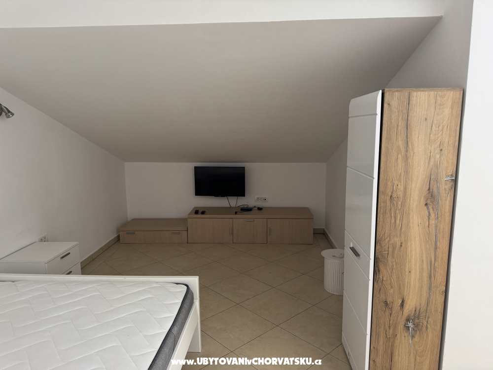 Apartmaji Lucia@Laura - Sv. Filip i Jakov Hrva�ka