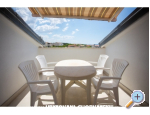 Apartmny Lucia@Laura na moru - Sv. Filip i Jakov Chorvatsko